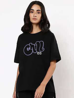 Women Oversized T-shirt With Chill Graphic